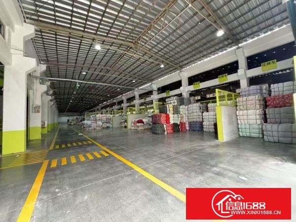 观澜清平高速出口附近主干道边上新空出钢结构厂房2500平方，高11米，可分租