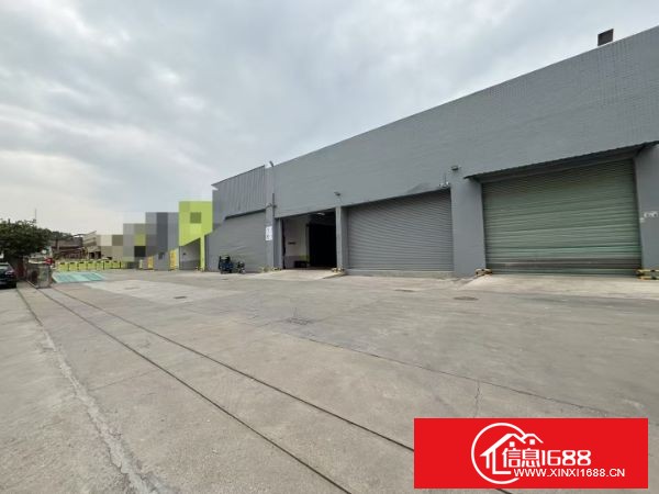 观澜清平高速出口附近主干道边上新空出钢结构厂房2500平方，高11米，可分租