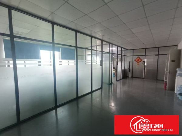 福永塘尾楼上650平实际面积，现成精装修厂房！