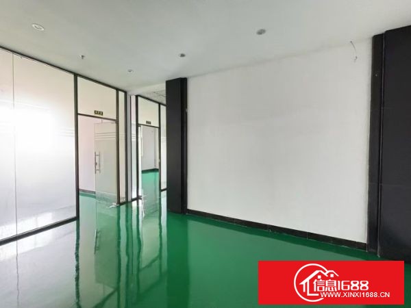 东莞长安新安社区 2楼450平方重工业厂房，带装修玻璃办公室三间