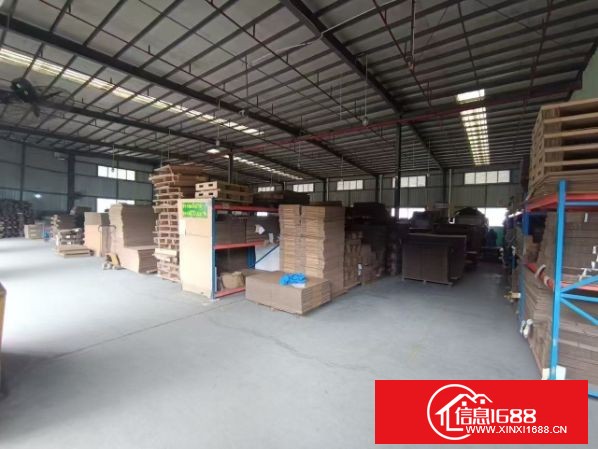 观澜梅观高速口旁物流园新出一楼1500平，带卸货平台，门口空地超级大