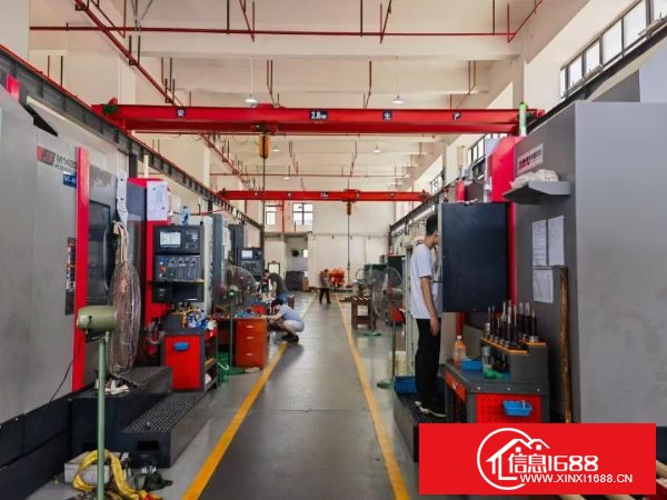 东莞凤岗五联原房东  一楼 800平方  高度7米 现成行车  适合  注塑模具  五金加工