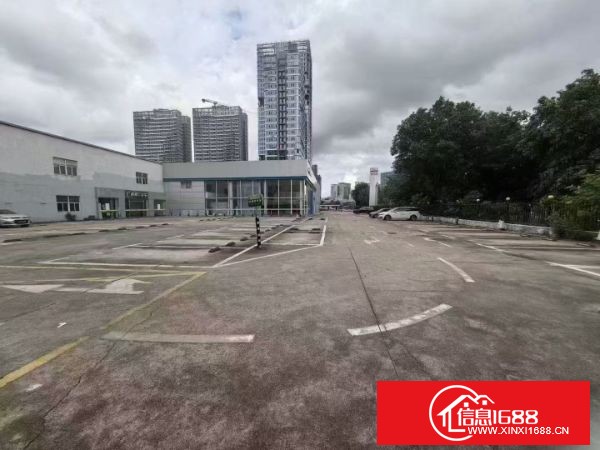 深圳布吉布澜路16000平独院钢结构出租:原4S店，地铁口零距离，200平方起租