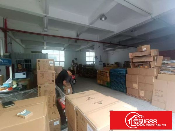 宝安福永塘尾一楼460平米带装修物流仓库出租，水电到位，拎包入驻，可进出货柜车！
