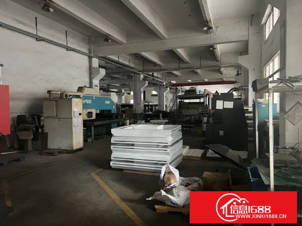 松岗罗田原房东直租 厂房三层共6900平方，宿舍1900平方，大小可分