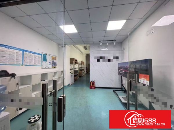 龙华大浪一手房东楼上600平，现成办公室装修＋车间（仓库），租金美丽