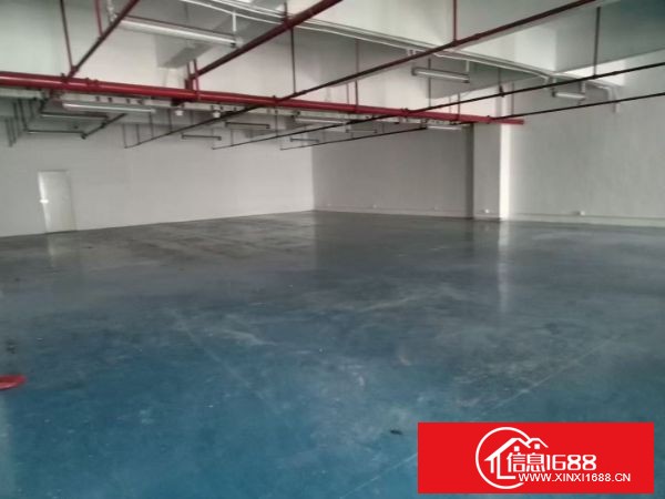 东莞长安沙头小面积厂房出租 3楼380平方, 一个办公室，一个洗手间， 水电齐全 3吨货梯