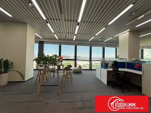 龙华大浪新百丽附近百万豪装免费送 面积1499平方，精装办公室+百万级无尘车间