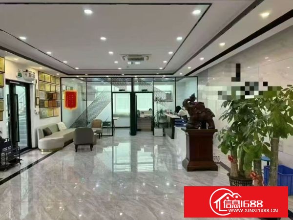 福永地铁口零距离新出无尘车间1500平方，豪华装修，水电齐全拎包入住，无转让费！