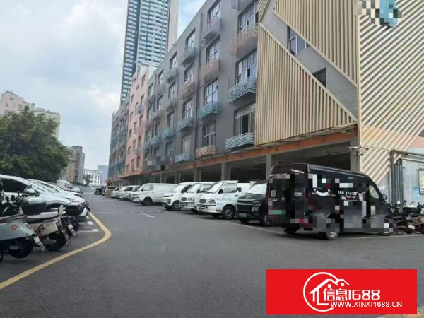 龙华红本厂房新出一楼1480平，前后共14个超大卷帘门，非常适合国际物流，大件物流仓储，展厅等