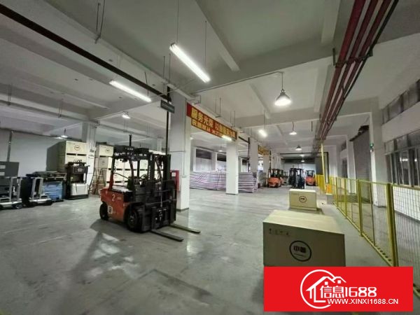 原房东红本厂房出租 观澜龙澜快速边，新出花园式红本厂房一楼1880平，高度5.8米，形象好，带办公室，可分租