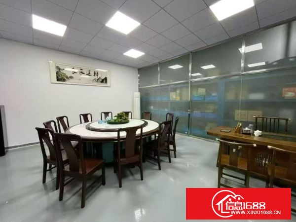 原房东红本厂房出租 观澜龙澜快速边，新出花园式红本厂房一楼1880平，高度5.8米，形象好，带办公室，可分租