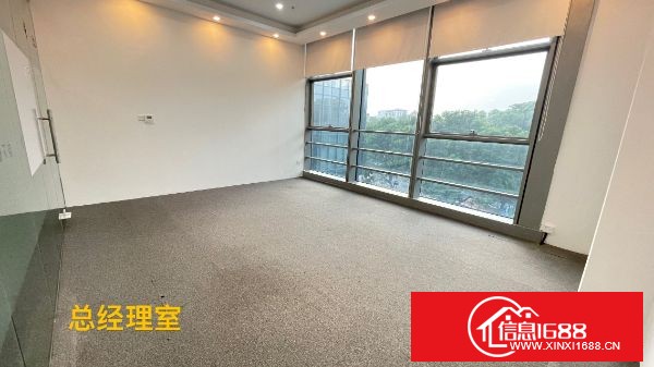坂田 华为地铁口，开发商直租，出租基础参数   面积：550.61平方米，另一套625平方米， 格局：6+1，可分租