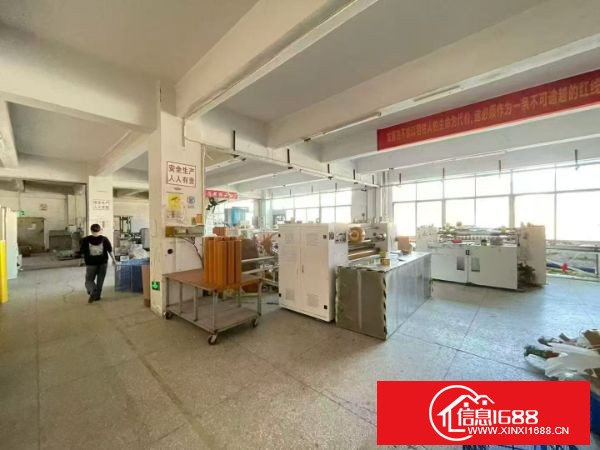 观澜清平高速口新出原房东2楼1100平方一梯一户使用方便，带前台办公室装修