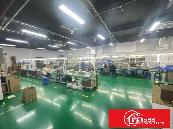 观澜章阁新出楼上960平，精装修，户型独立，电改园区，形象好。3吨货梯，水电齐全。