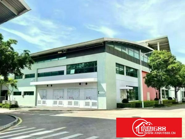 光明地铁口钢构厂房12500平米出租，可分租，滴水10米，带牛腿，原房东直租，空地大，适合各种行业