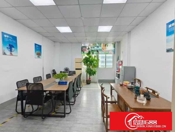 观澜楼上带装修厂房500平米，厂房水电齐全，有现成的办公室。优租金优惠，先到先得