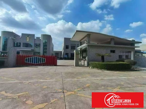 东莞大岭山(原房东)单一层独院总面积约10000平，具体实量 单一层车间8700平方，滴水八米 办公楼1-2层1000平方，带现成装修， 其它面积300平方