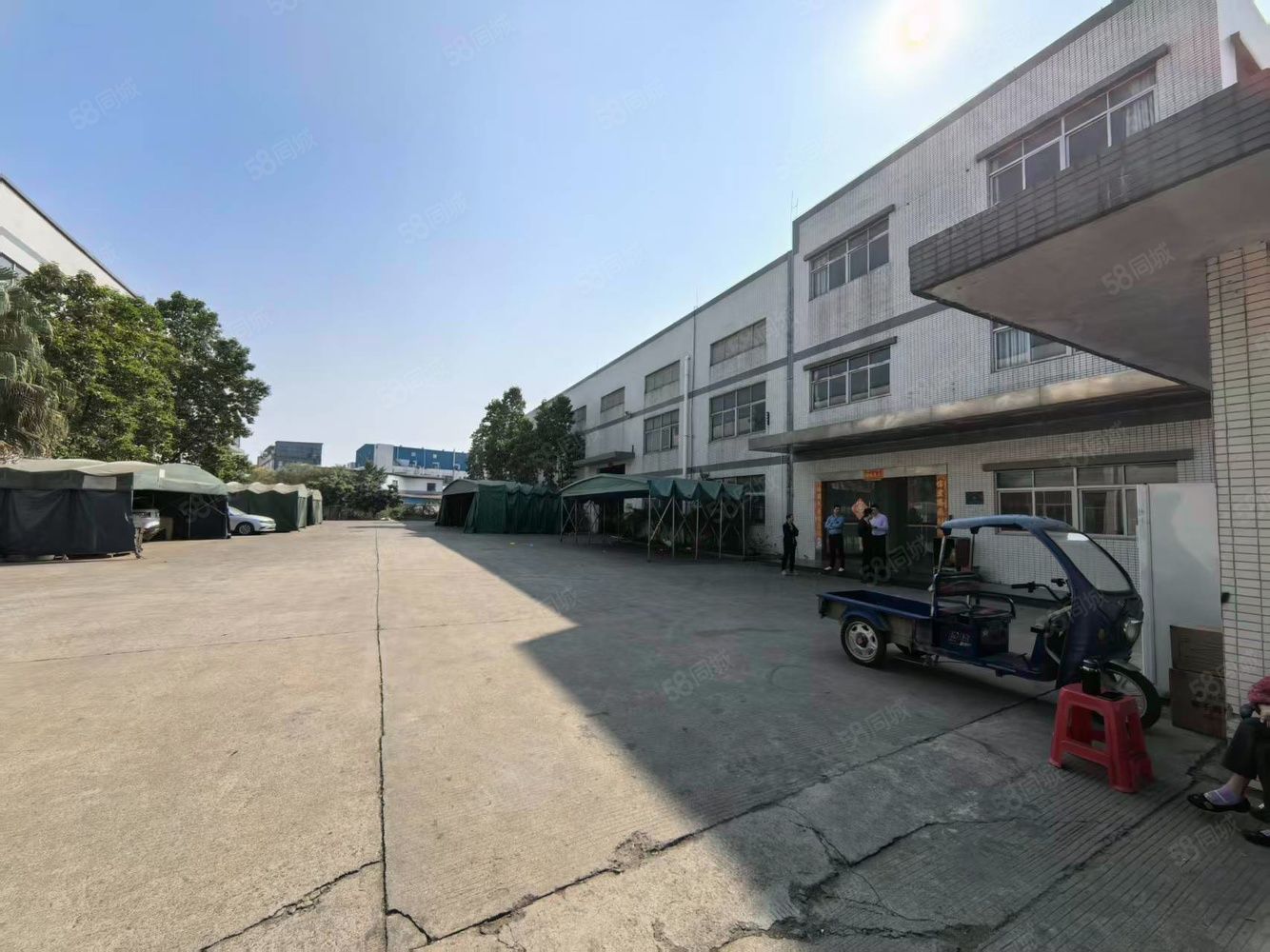 (出租) 出租:大岭山镇新出独院单一层厂房3800平米,精装修办公室