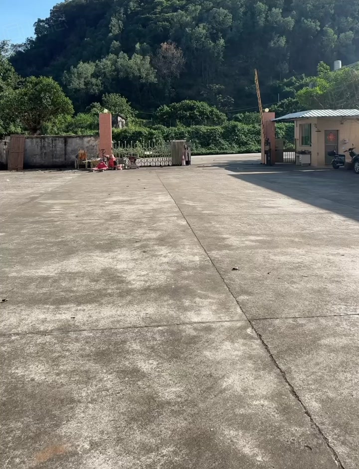 (出租) 大岭山原房东独门独院单一层厂房出租水电 自己交 有精装办公室