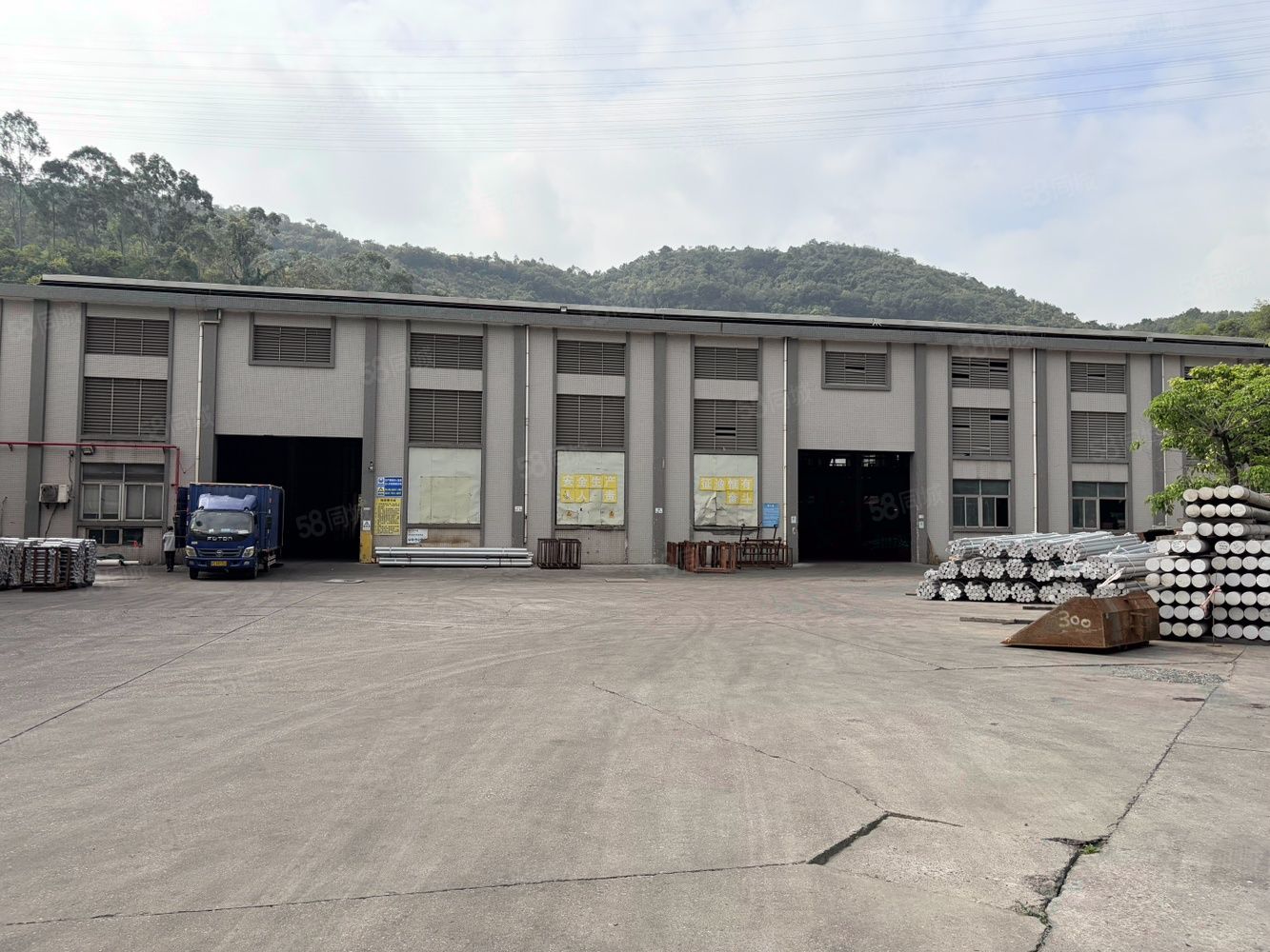 (出租) 15米高 现成行车 大岭山镇原房东单一层独院 空地大