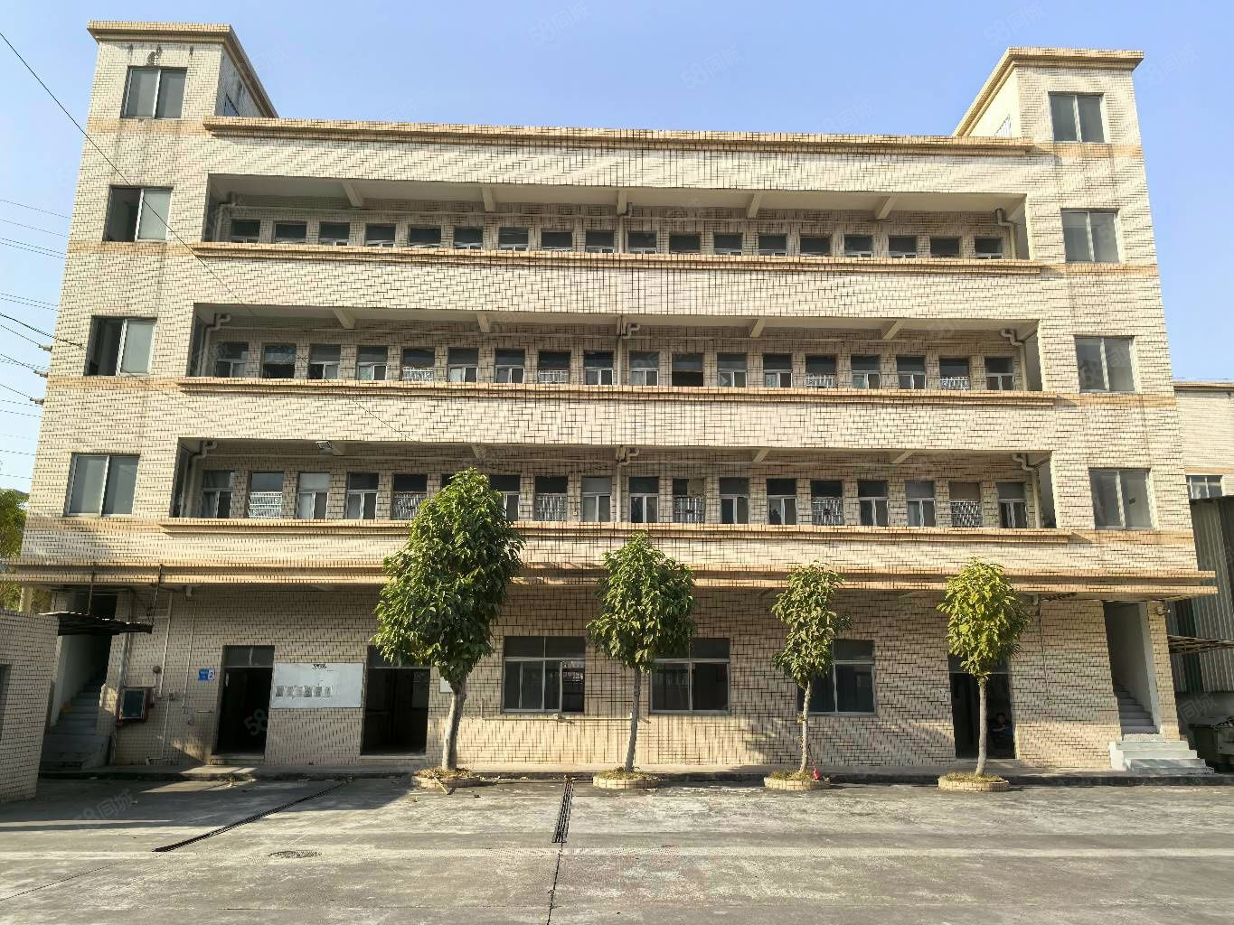 (出租) 大岭山厂房出租独院形象好空地大交通便利好招工