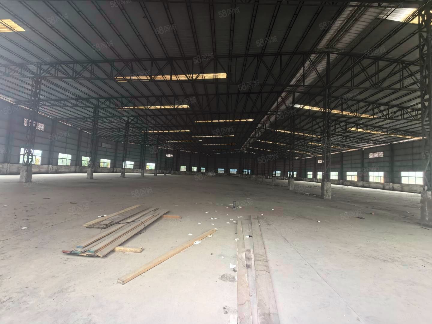 (出租) 大岭山杨屋一手房东直租2800平方,主线到车间