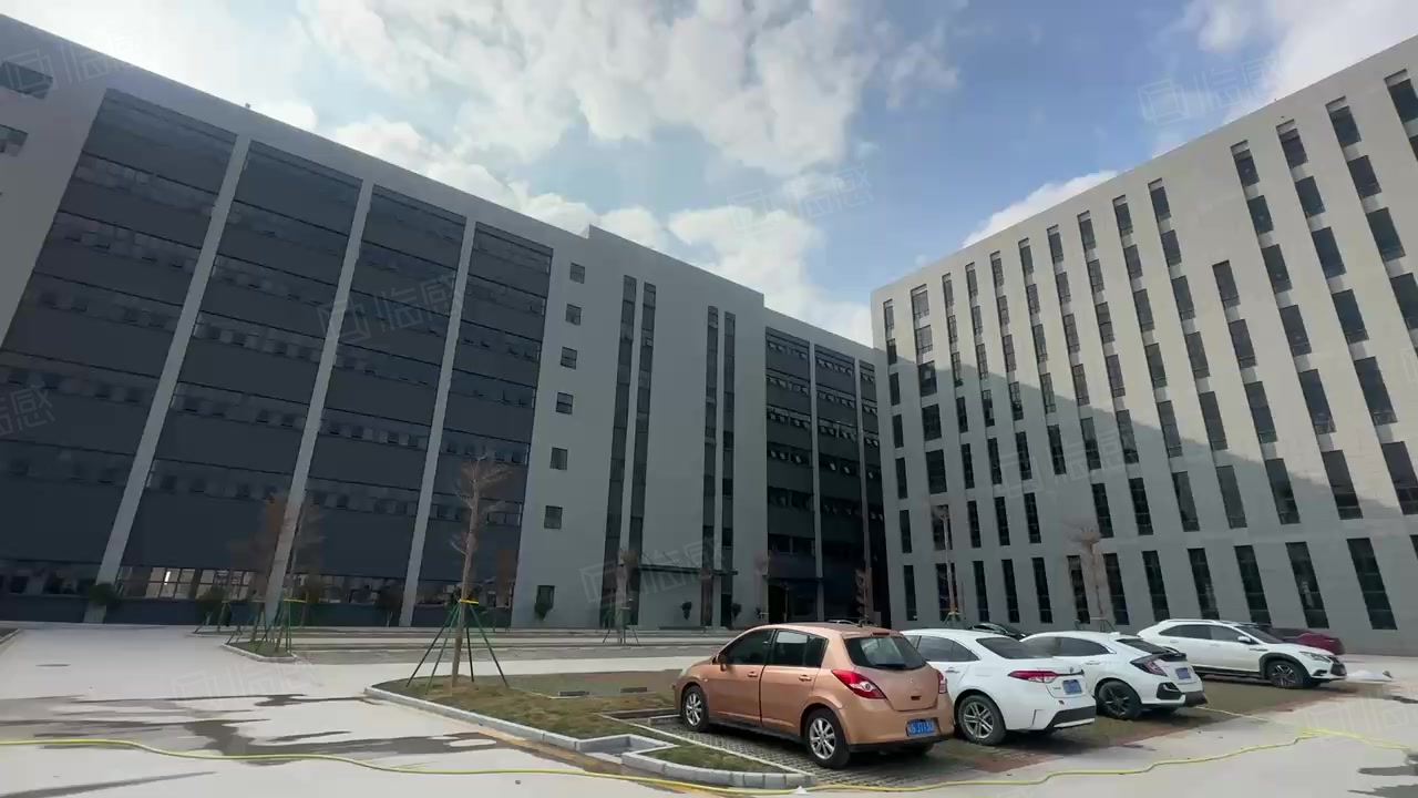(出租) 10元!单层5000平凤岗独院4万平一楼上大小分厂房仓库出租