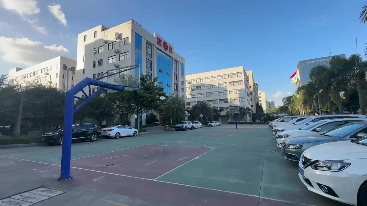 (出租) 10元!凤岗五联楼上1000平方带装修拎包入住厂房仓库出租
