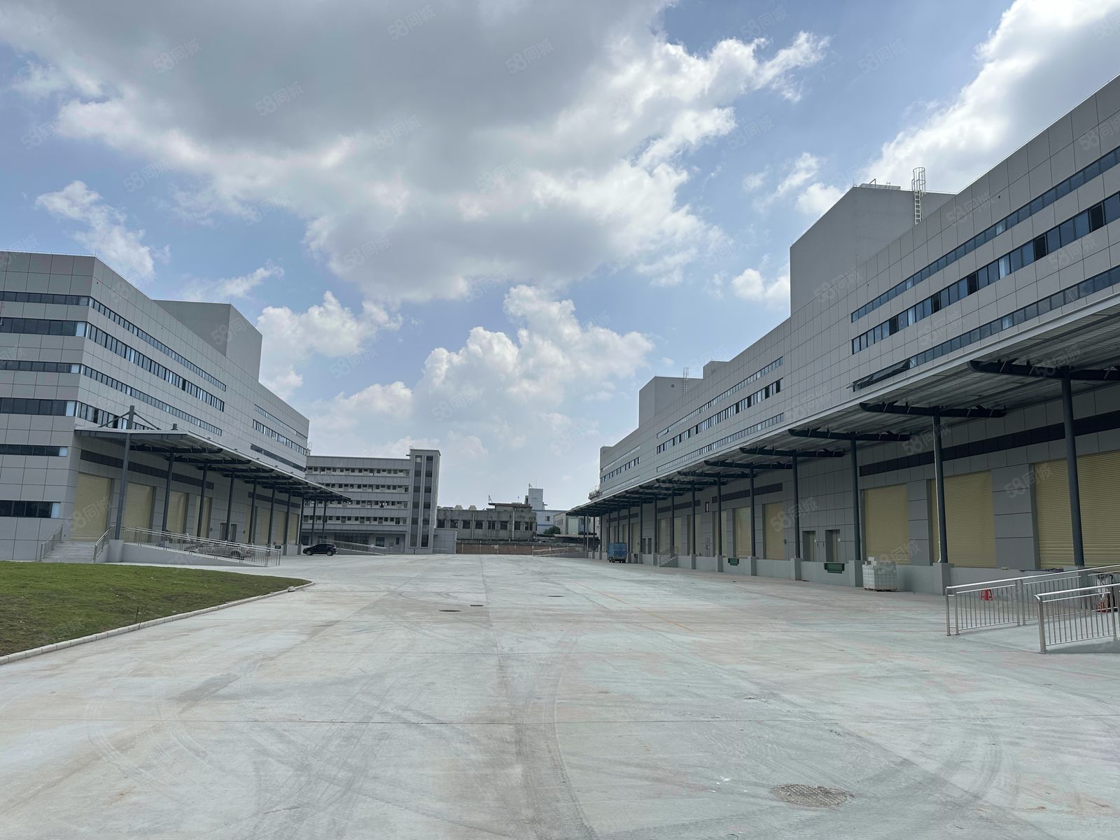 (出租) 8元电商仓库物流园凤岗独院一楼楼上45000平厂房仓库出租