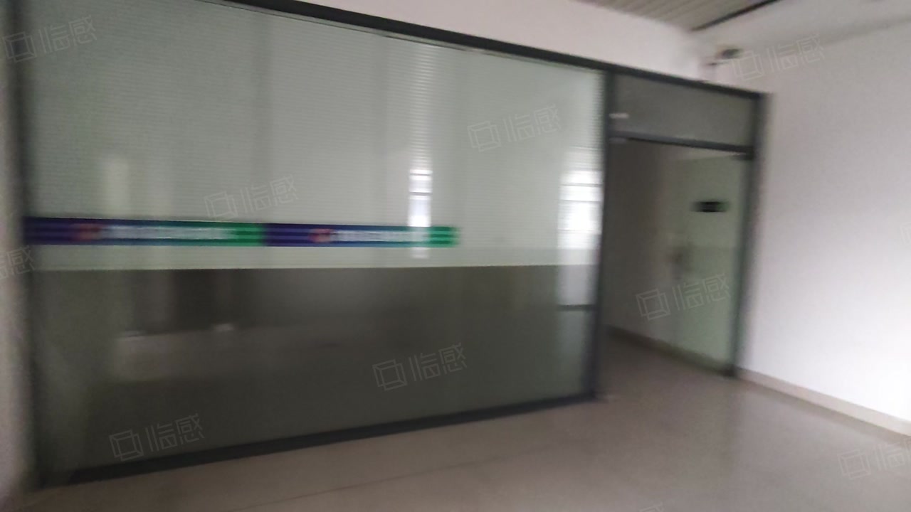 (出租) 凤岗竹塘2400平厂房出租租金14元现成装修