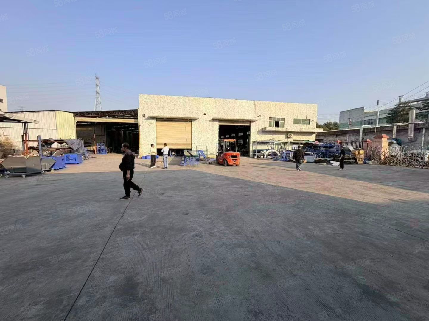 (出租) 凤岗镇小独院，钢构3500平，价格13元，高度8米，形象好