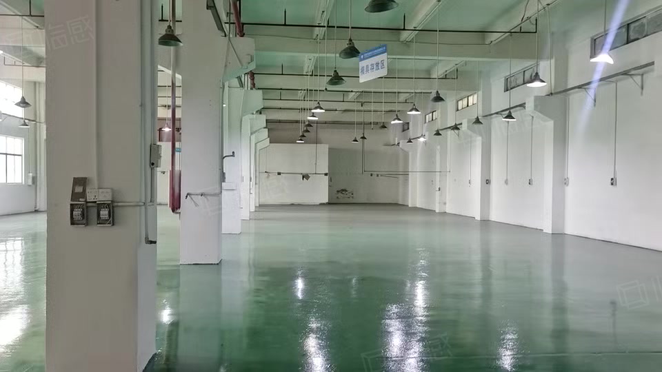 (出租) 凤岗五联1-3楼厂房出租3900平 可分租 水电齐全 近深圳