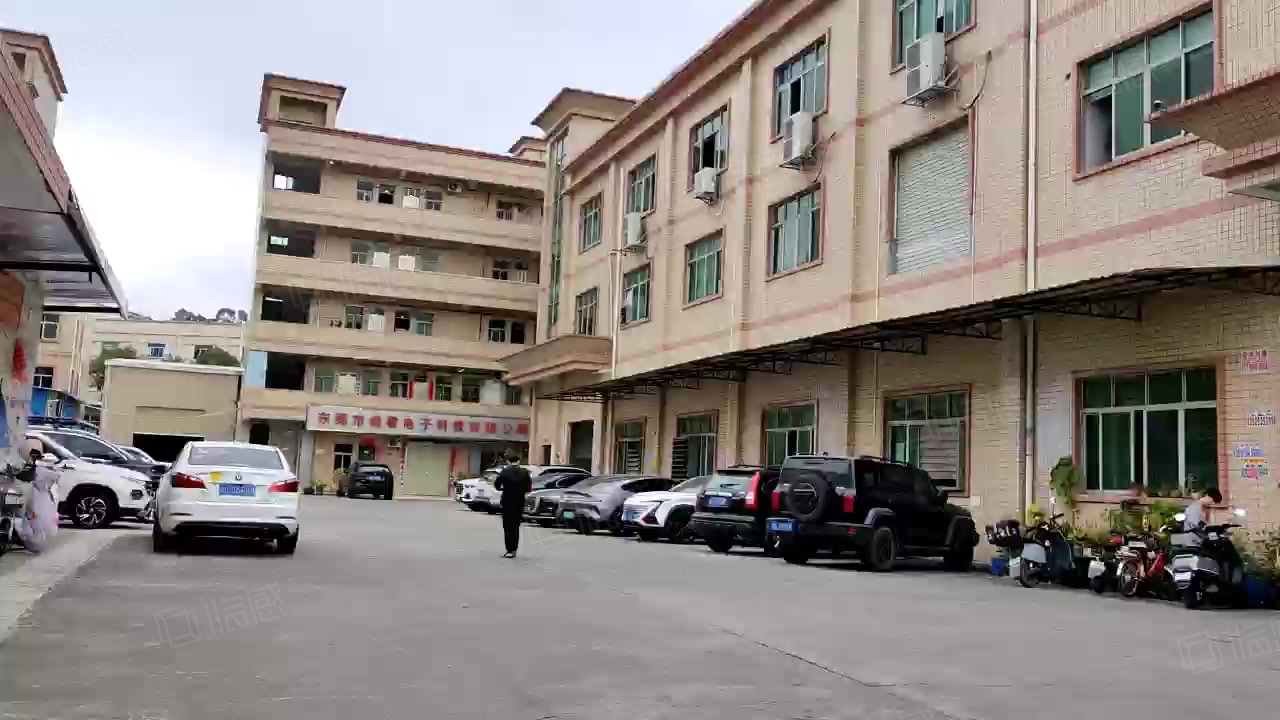 (出租) 凤岗镇原房东一楼500平，二楼500平，只要13元，高度6米