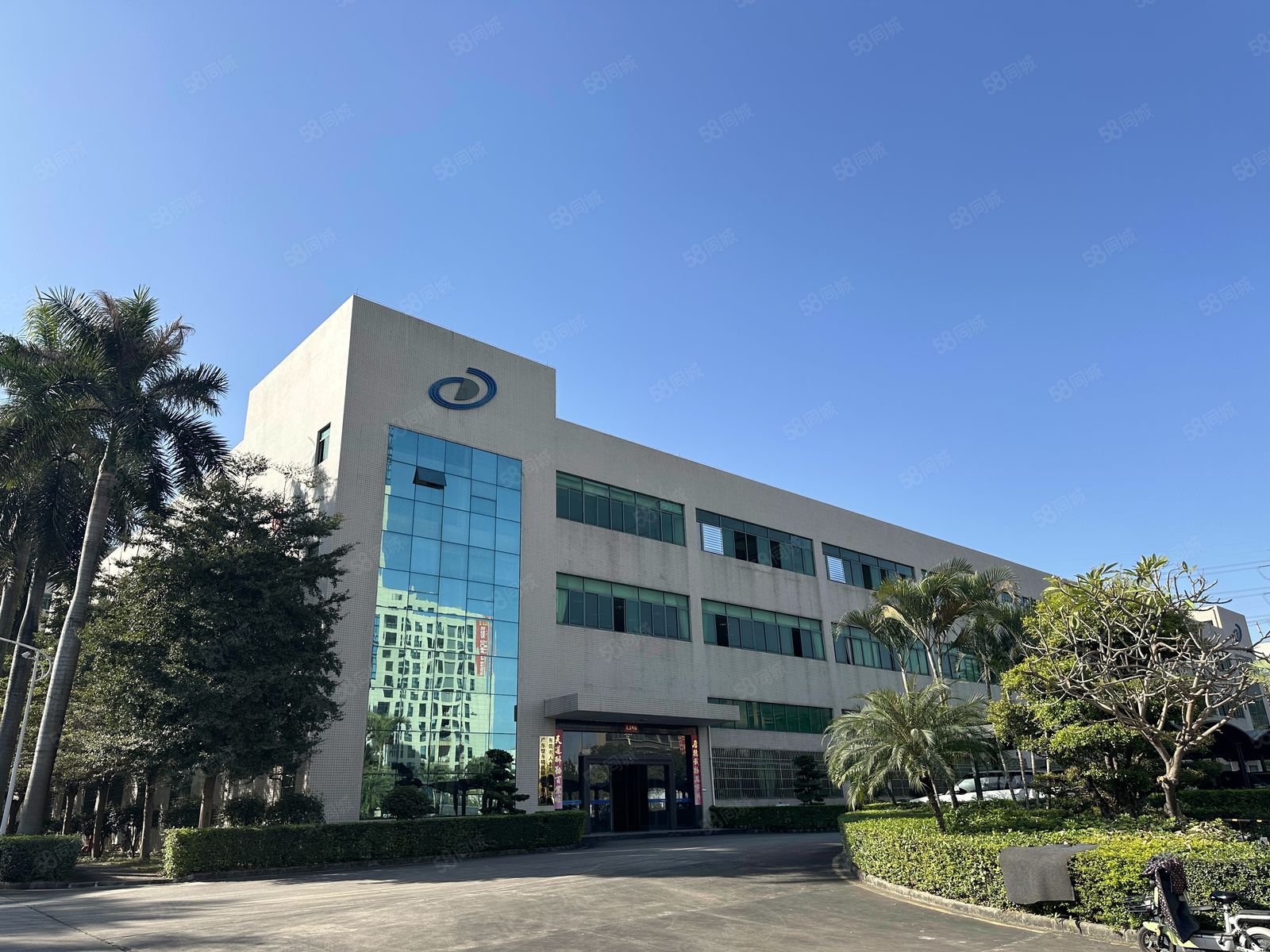 (出租) 凤岗独院15000平，单层面积5000平一楼上厂房仓库出租