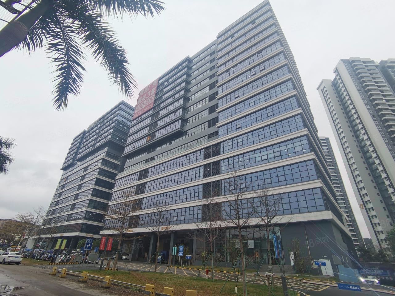 (出租) 厂房招租:凤岗京东全新红本厂房物流仓库办公室招租500平起租
