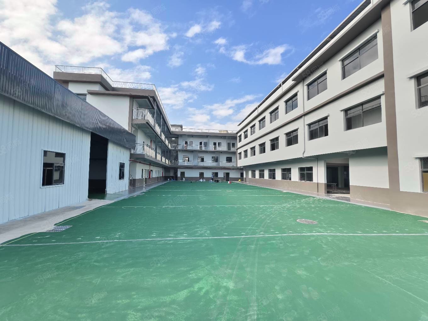 (出租) 凤岗新出原房东独院厂房 5000 平现成精装修办公室可分租