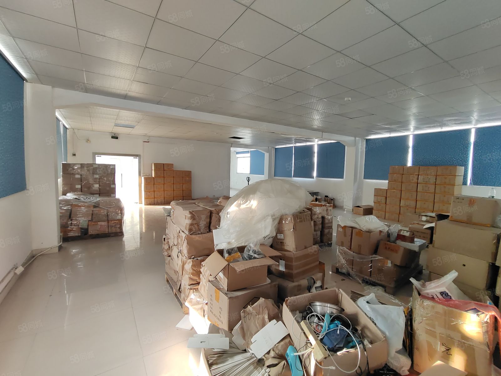 (出租) 凤岗凤德岭村委厂房一层800平电费1元1度没有基本电费