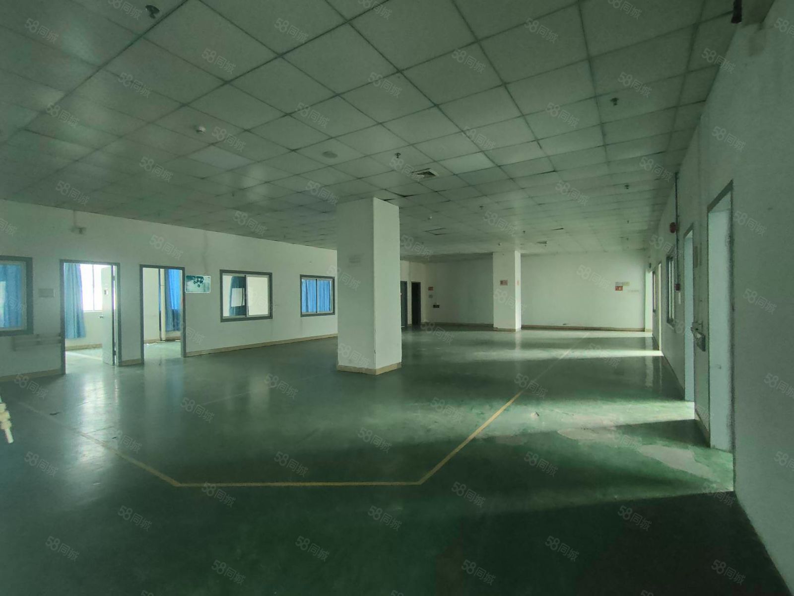 (出租) 凤岗雁田8000平原房东厂房出租现成水电齐全8元起租可分租。