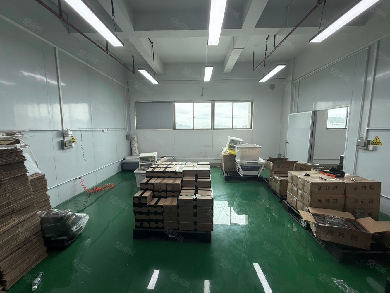 (出租) 凤岗官井头厂房出租850平豪华装修无转让费 易招工！