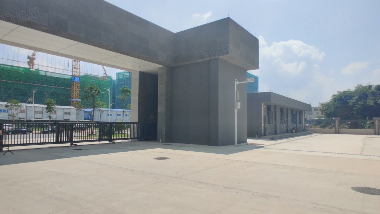 (出租) 凤岗雁田形象超好全新园区一手房东厂房。500平起租
