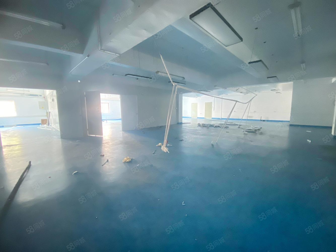 (出租) 凤岗雁田原房东新出3楼750平方，精装办公室电子科研加工皆可