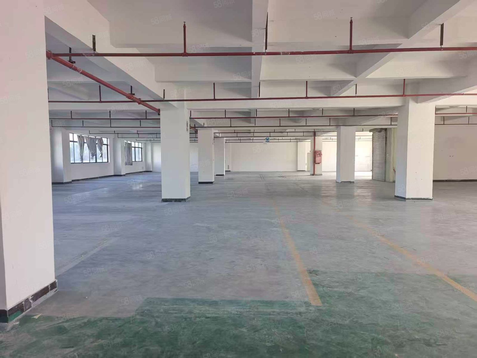 (出租) 双面彩光， 凤岗雁田二楼1200平厂房出租，有办公室 好招工