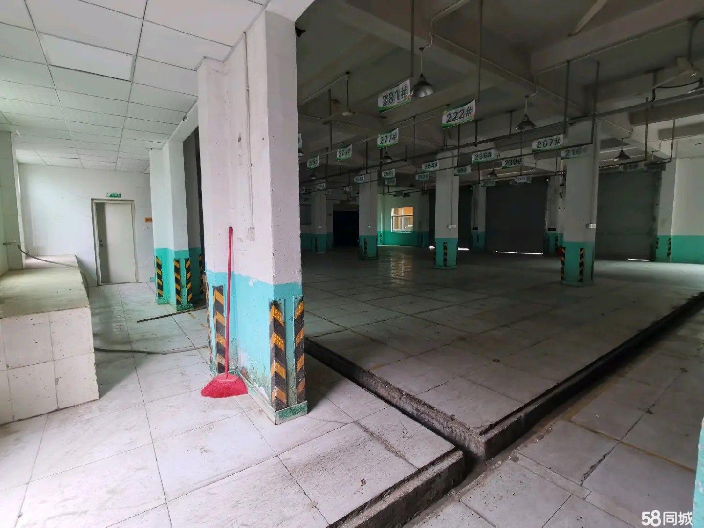(出租) 凤岗主路旁厂房一楼780平方 带冻库