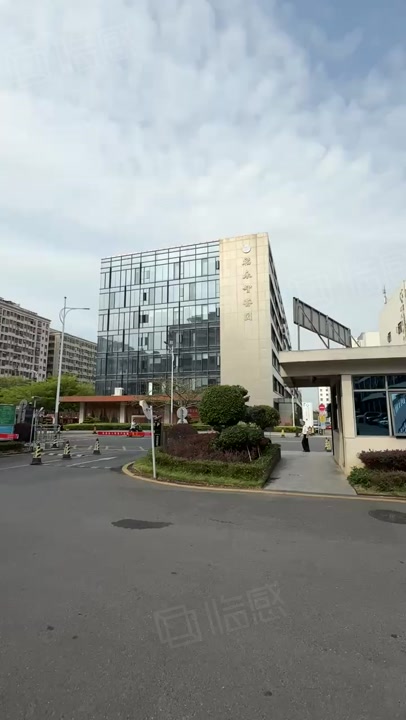 (出租) 福永地铁口600平原房东精装修厂房出租电商办公室仓库低价