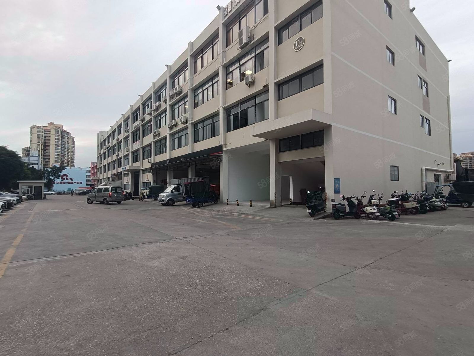 (出租) 18块起福永塘尾开发商一二楼各1500平仓库办公生产厂房出租