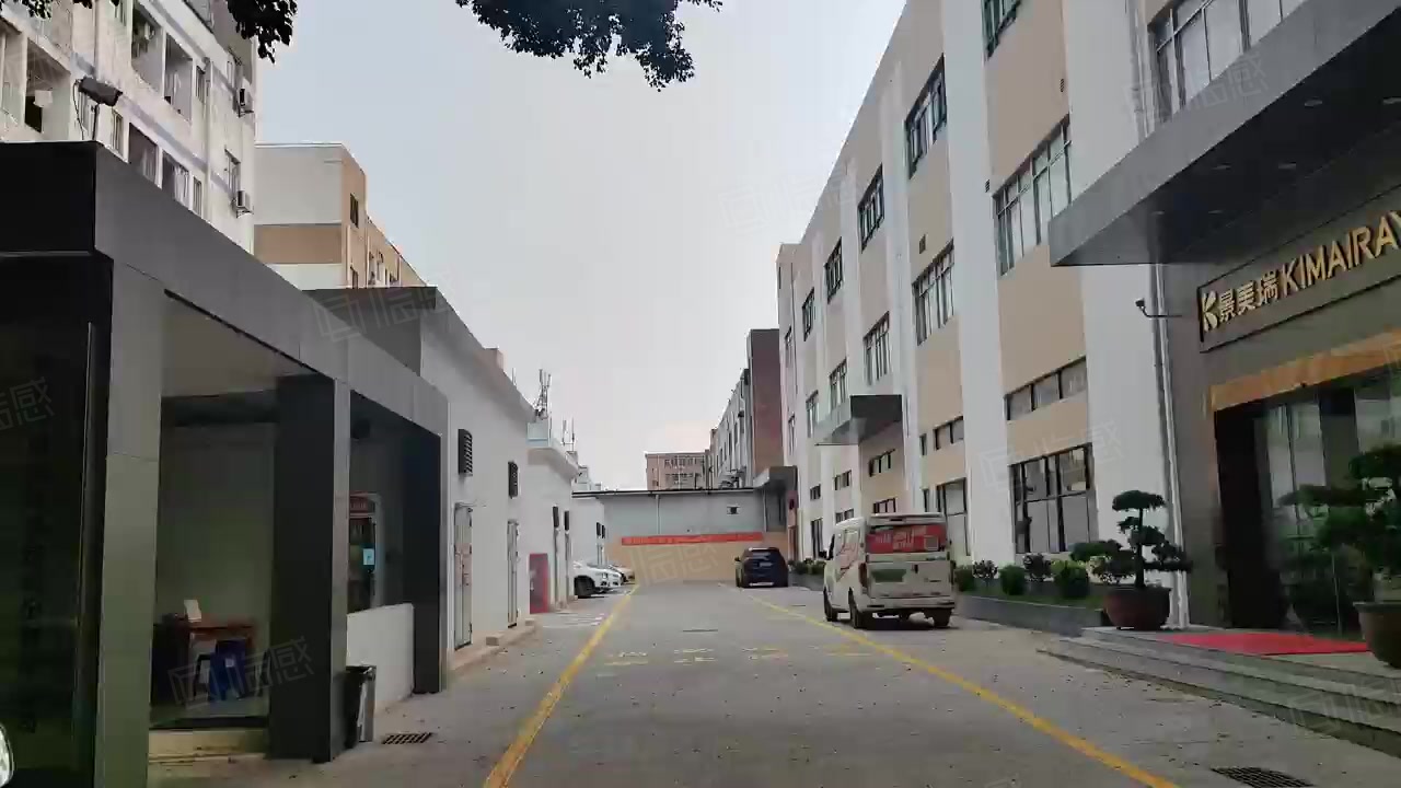 (出租) 福永地铁口独院1至3层4500平方厂房出租