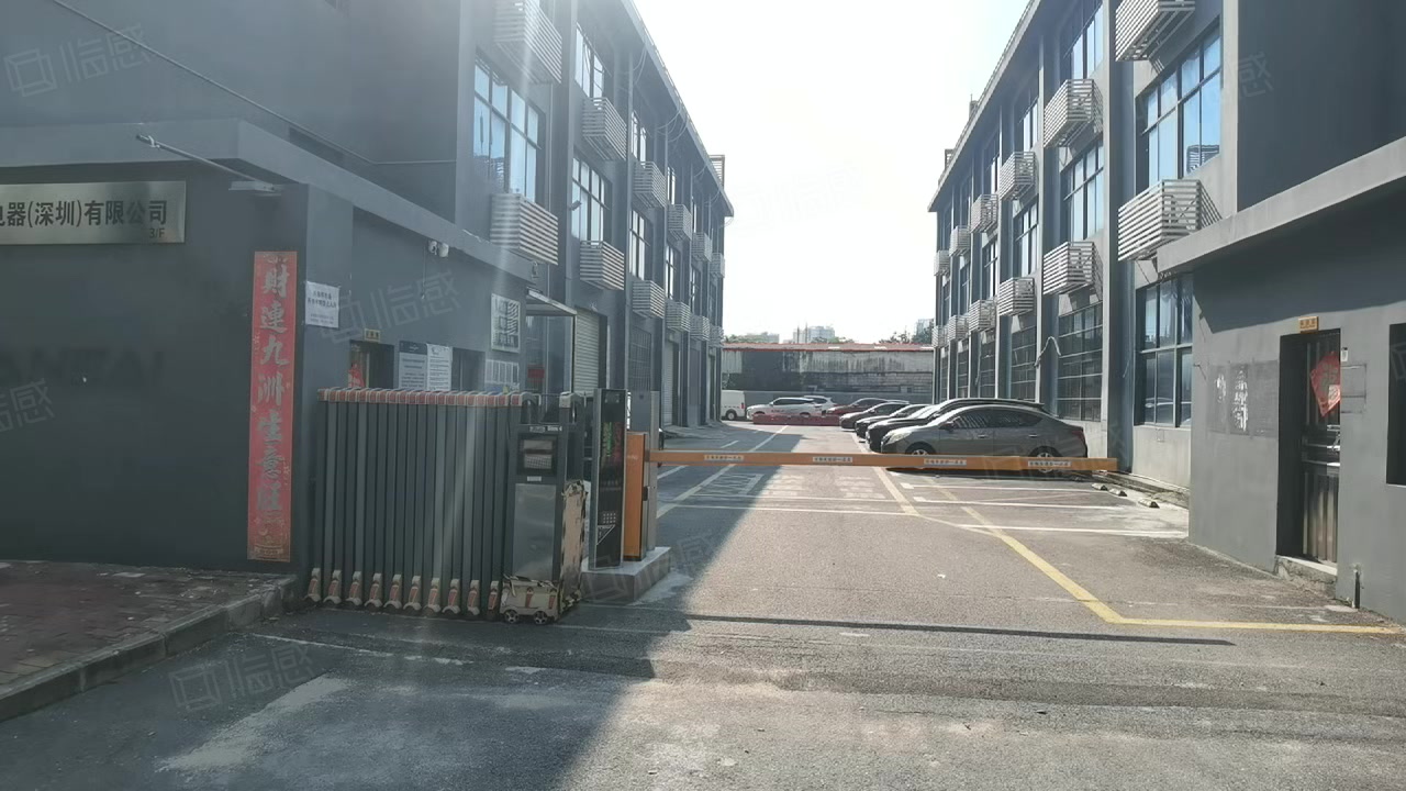 (出租) 福永凤凰山附近新出1至3层3600平米原房东独院厂房招租