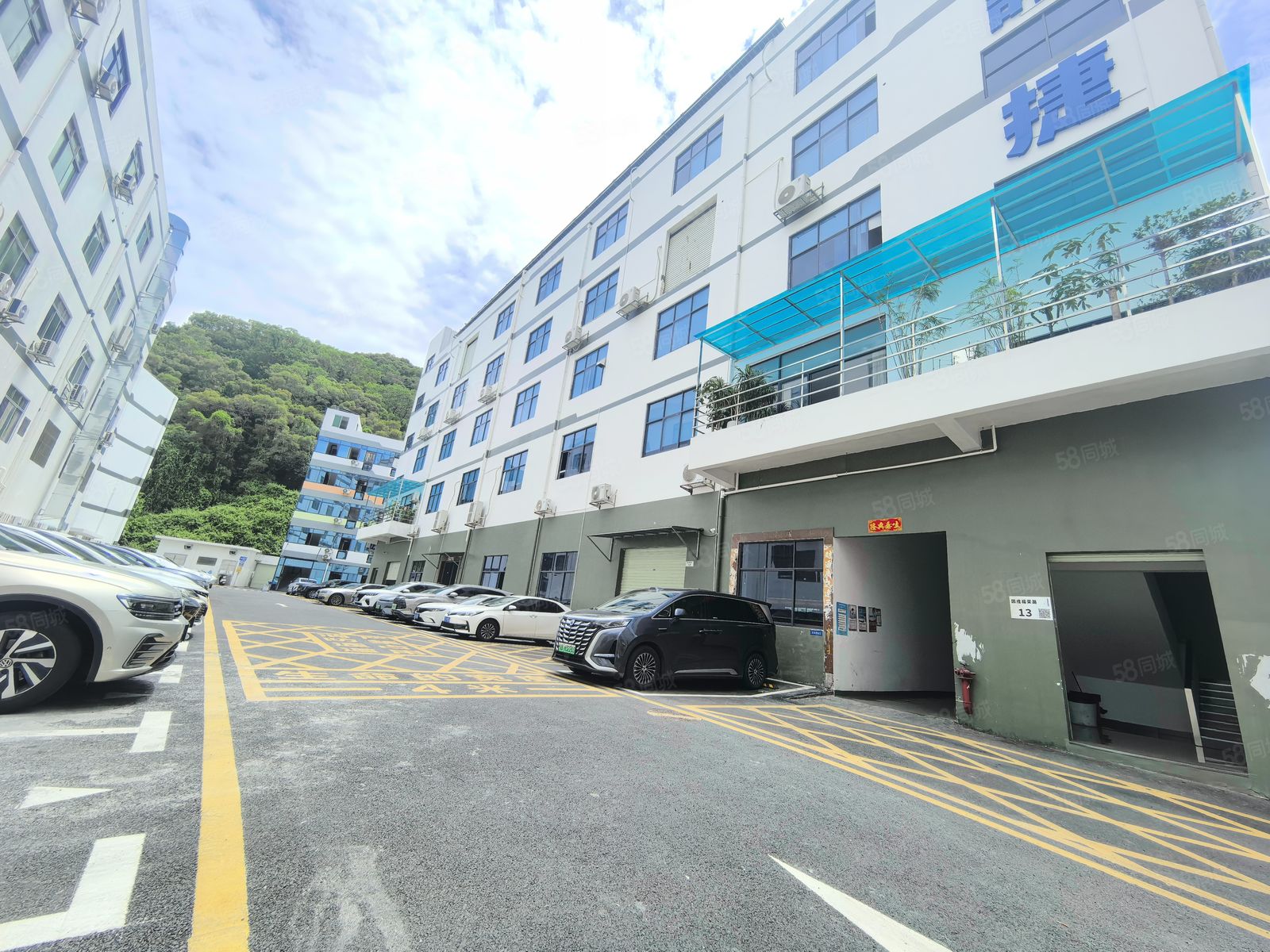 (出租) 福永塘尾新出楼上整层2000平 豪华精装修厂房出租可分租