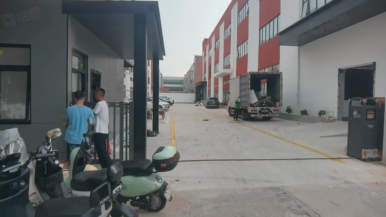 (出租) 福永凤凰新出1至3层3100平方原房东独院厂房出租
